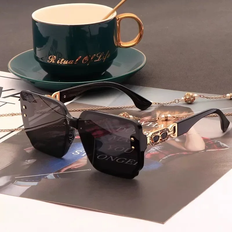 Neue Mode Luxus Marke Sungalsses Frauen Übergroßen Klassischen Quadratischen Sonnenbrille Damen Vintage Platz Gafas De Sol UV400 – Detail 1