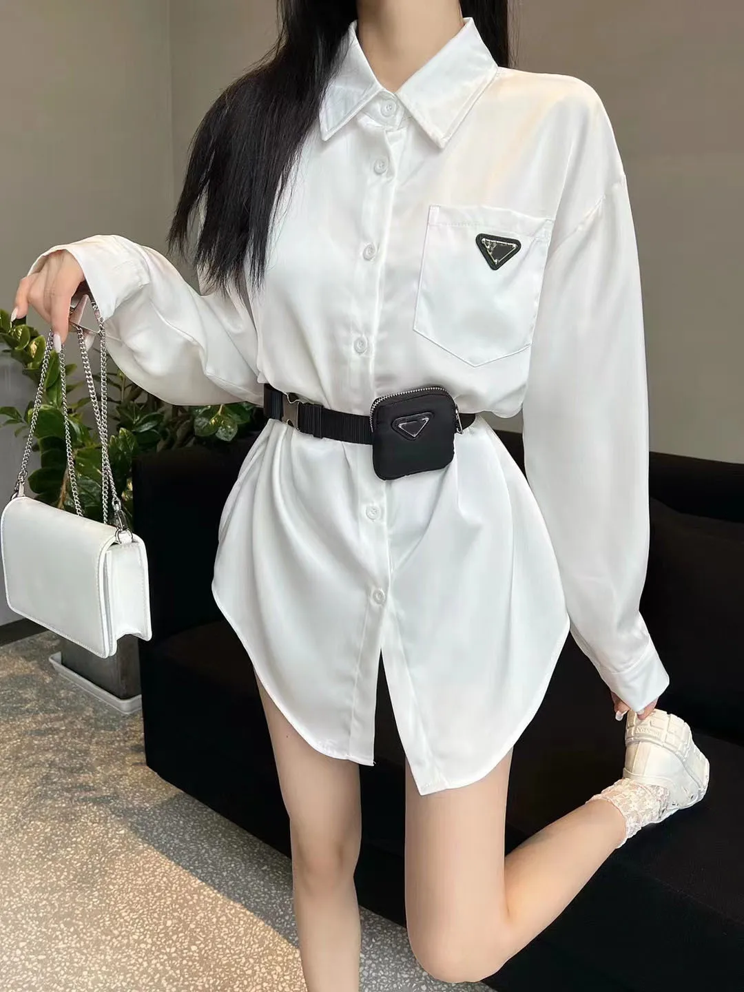 

2022 Women's Wear New Early Spring Design Sense Small Group Shirt Waistpack Loose Long Sleeve Acetic Acid Shirt Top Trend