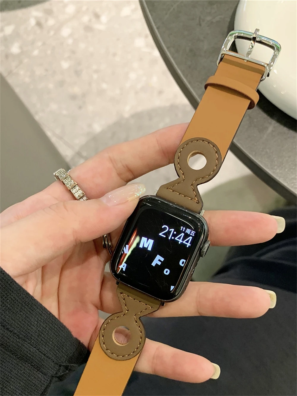   ÷  ¥  Ʈ,  ġ 49mm ø 9 7 8 41mm 45 ҳ , ̿ġ SE 6 5 4 40 44