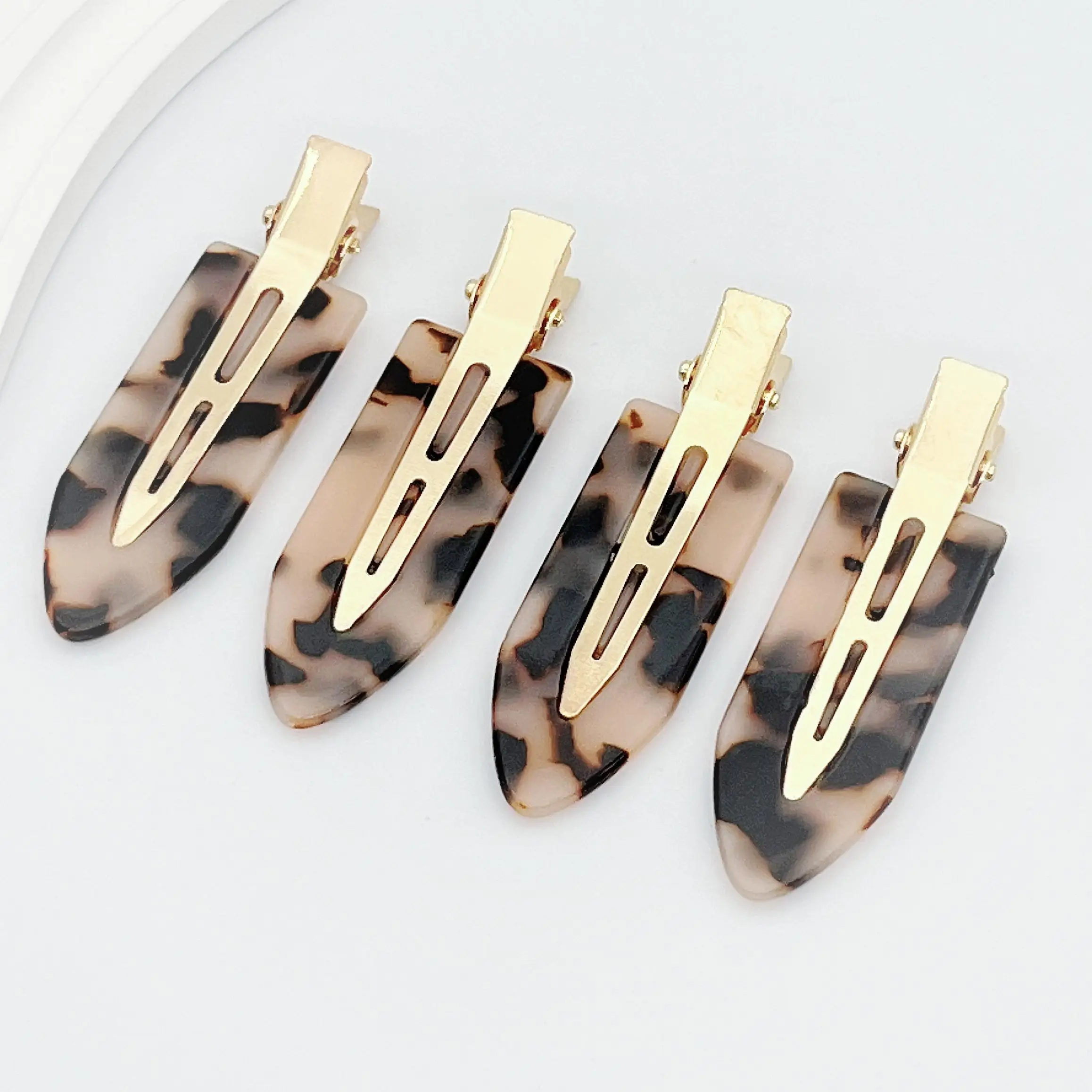 4-teiliges, nicht biegendes Haarnadel-Styling, flacher Acryl-Clip, knitterfreie, kleine Nadel zum Crimpen, nahtloses Fransen-Haarnadel-Werkzeug für Mak – Detail 5