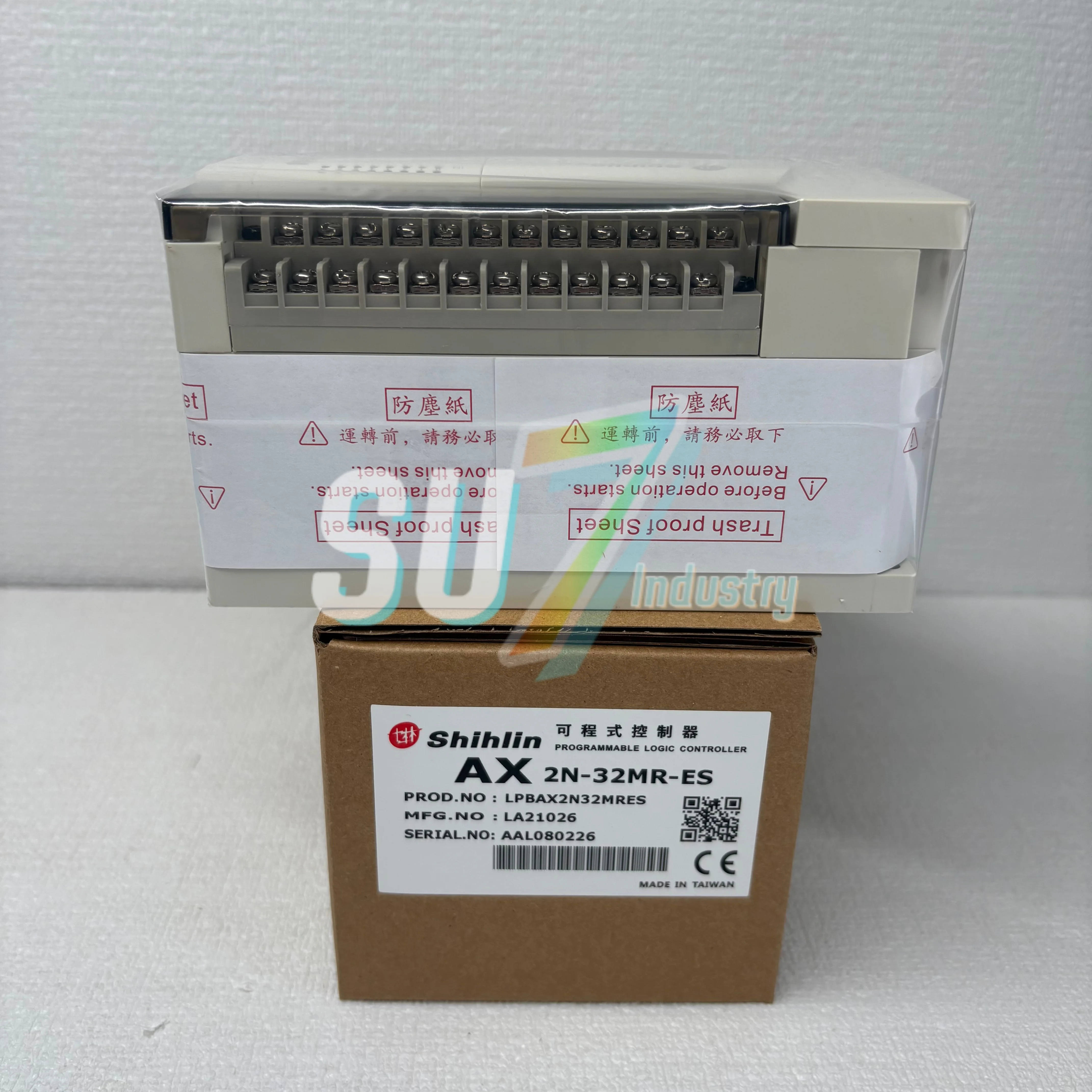 AX2N-32MR-ES PLC 컨트롤러 새 AX2N-32MR-ES