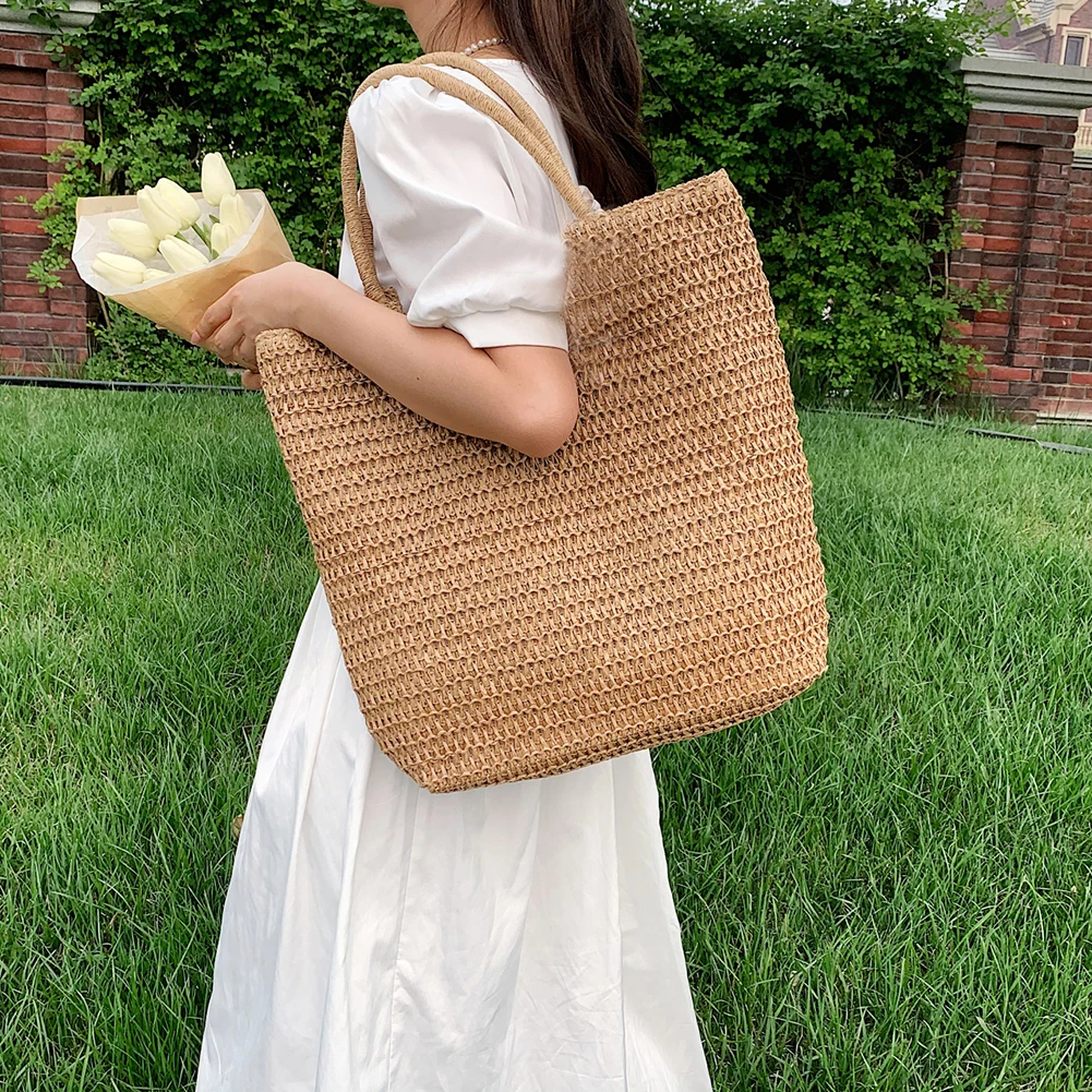 Women Vintage Shoulder Bag Large Capacity Weaving Travel Handbag Solid Color Retro Straw Handbag Ladies Summer Daily Bag