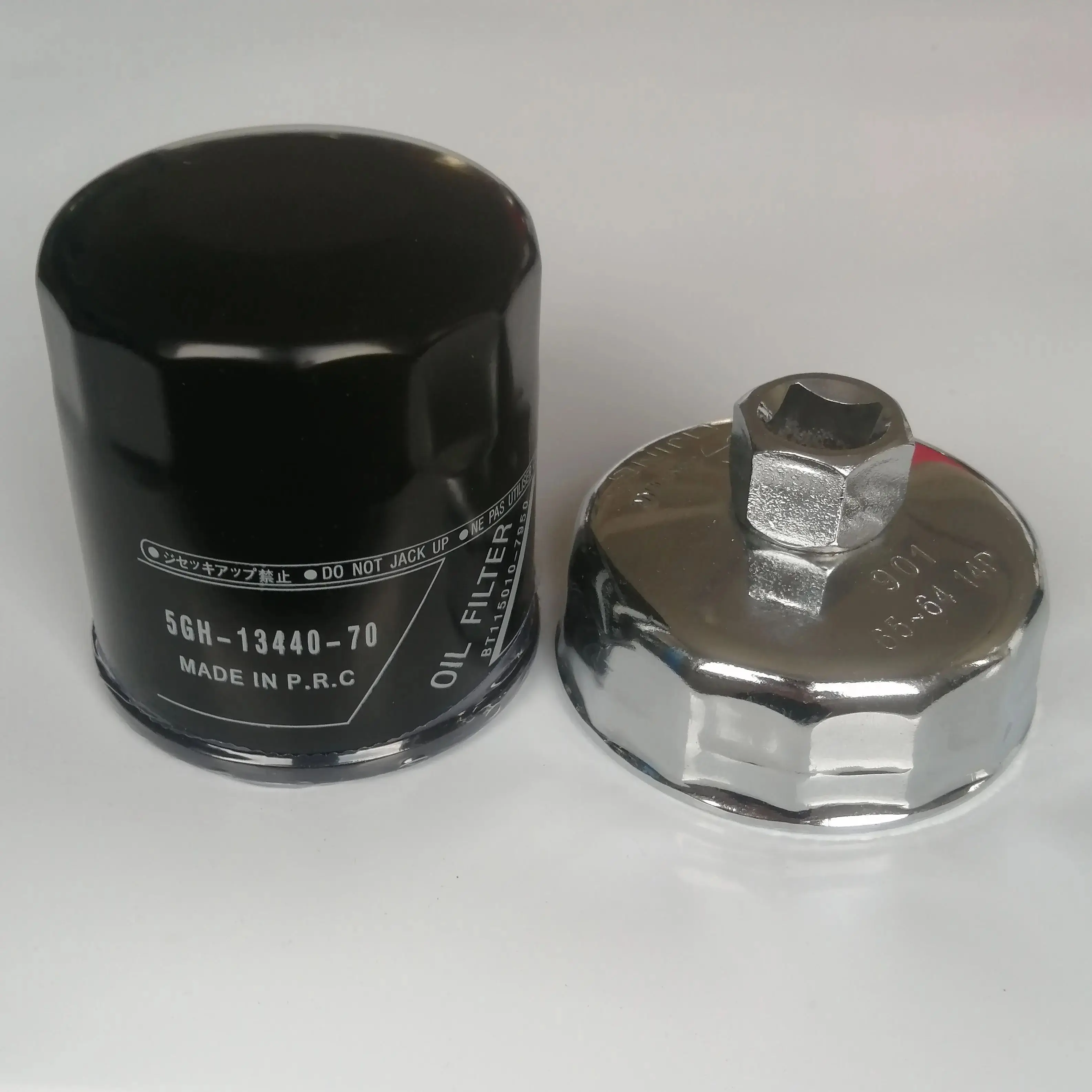 5GH-13440-70 Oil Filter For YAMAHA Outboard F15 F25 F40 F50 F60 F70 F90 F100 F115