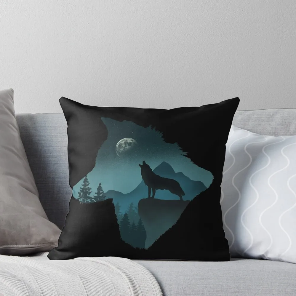 

Wolf Howling at Night Throw Pillow Decorative pillowcase christmas pillow case Ornamental Pillow