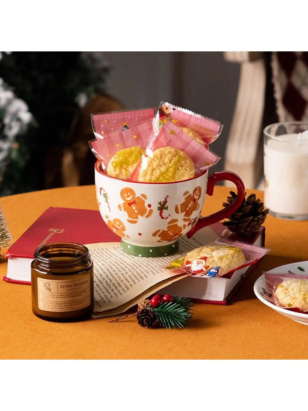 Christmas Mug – Gingerbread Man & Santa Claus Large Holiday Cup S20ea478488094e4c9a10ebf85f4896fdQ