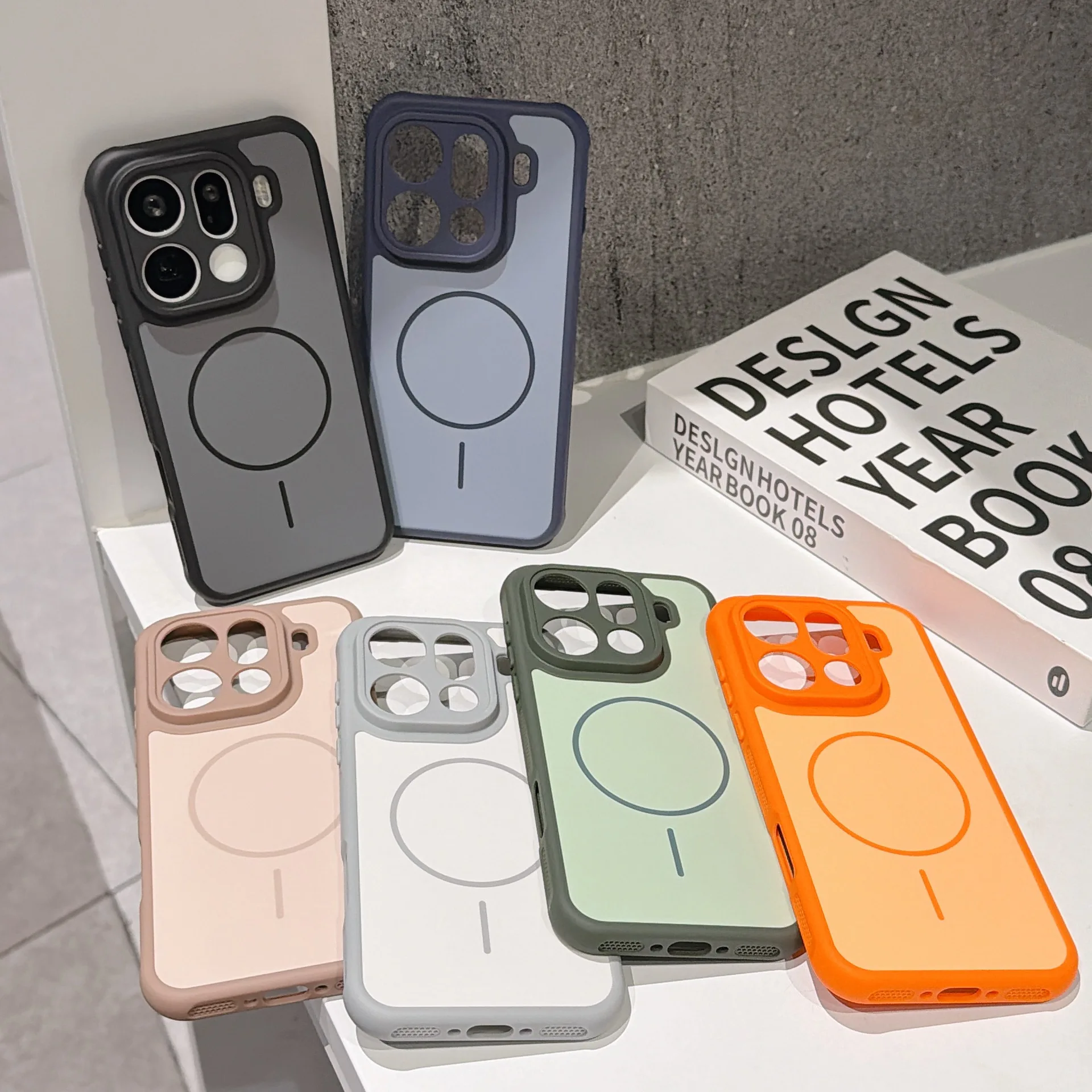Magnetic Colorblock Soft Case with Velvet Lining and Heat Dissipation