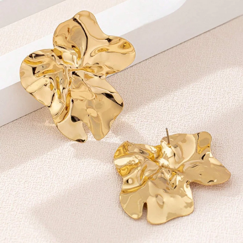 1 Pair Geometric Chic Iron Stud Earrings For Women Fashion Elegant Gold Color Floral Retro Design Earring Daily Wear Jewelry