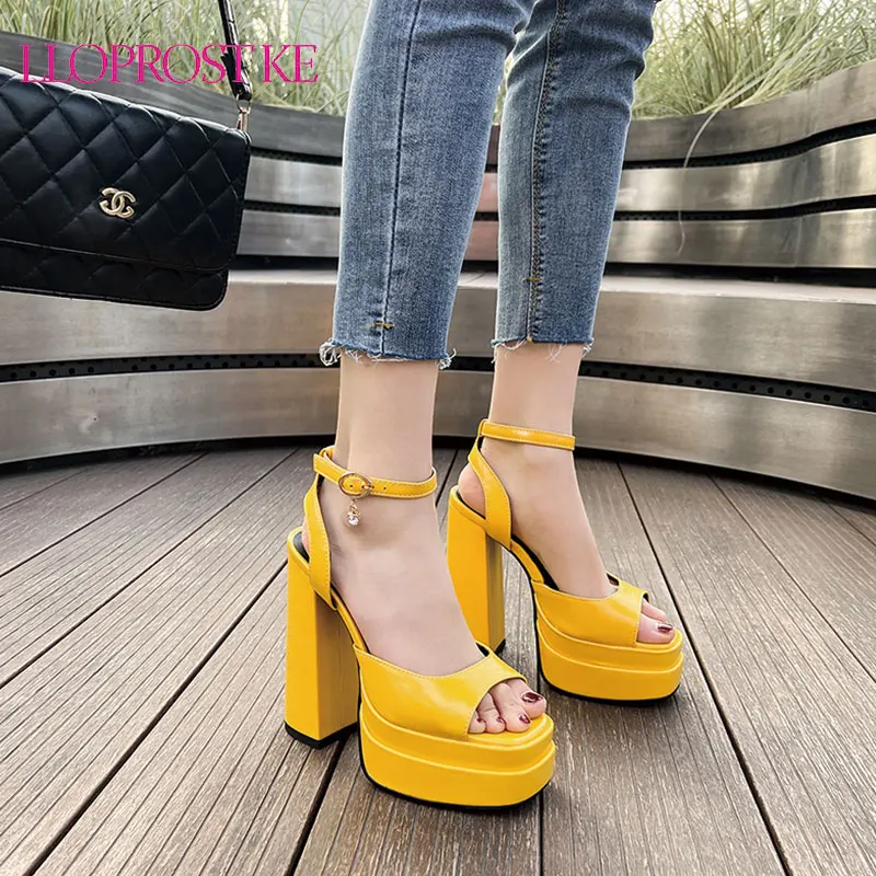 

Lloprost ke 2022 Summer Gothic Solid Black Women Sandals Peep Toe Thick Heeled Female Shoes Square High Heeled Ladies Sandals