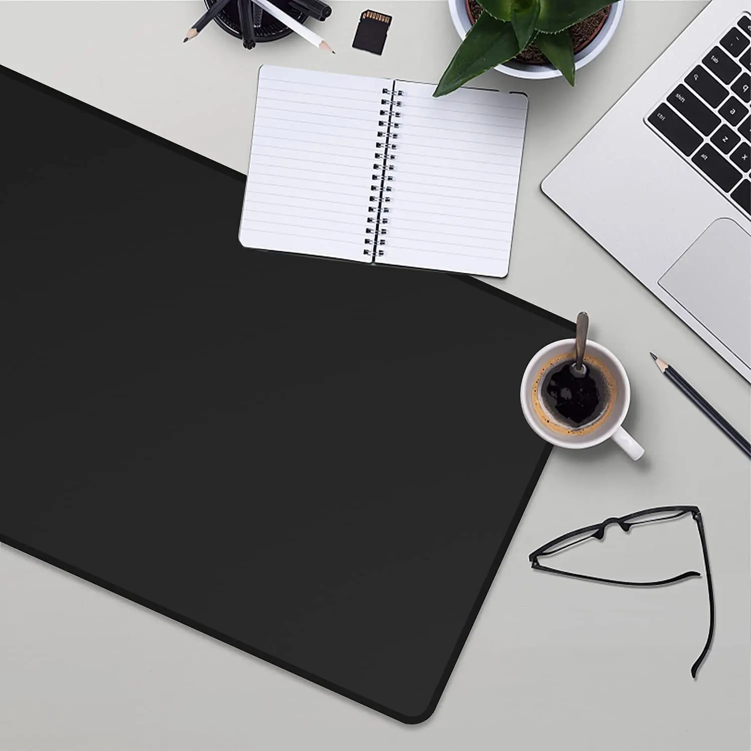 Large Gaming Mouse Pad,Long Mousepad, Extended XL Office Desk Mat, Long Full Desk Pad,Stitched Edges & Anti-Slip Rubber Base,Desk Pad For Keyboard And Mouse,Desk Accessories Supplies,31.5 X 11.8 Inch