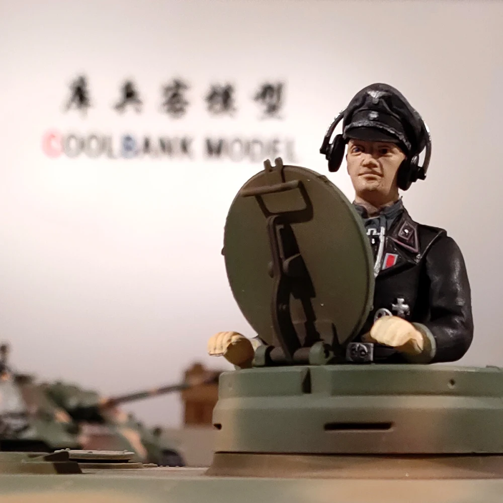 COOLBANK 1/16 RC Tank Model Simulation figure soldier HLC-0002 Black Hat Officers Armoured Crew Henglong Tank Accessories kits 3