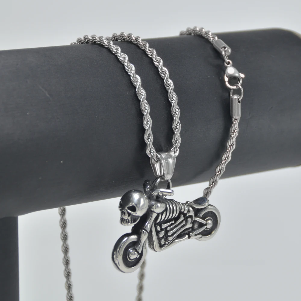 Motorcycle Skull Pendant Necklace Stainless Steel Pendant Necklace Gothic Style Jewelry Accessories  Skeleton Halloween Gift