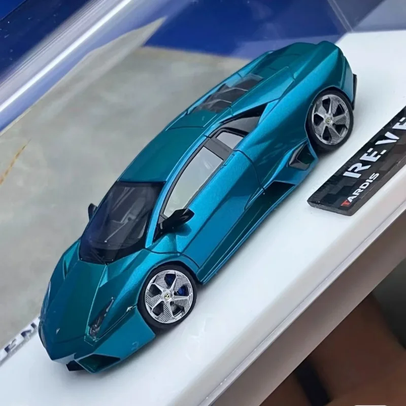 Revento: Descubra Tudo Sobre o Mini Modelo 1:64 da Lamborghini