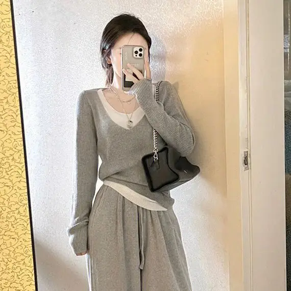Women Knitted V Neck Long Sleeve Slim Sweater