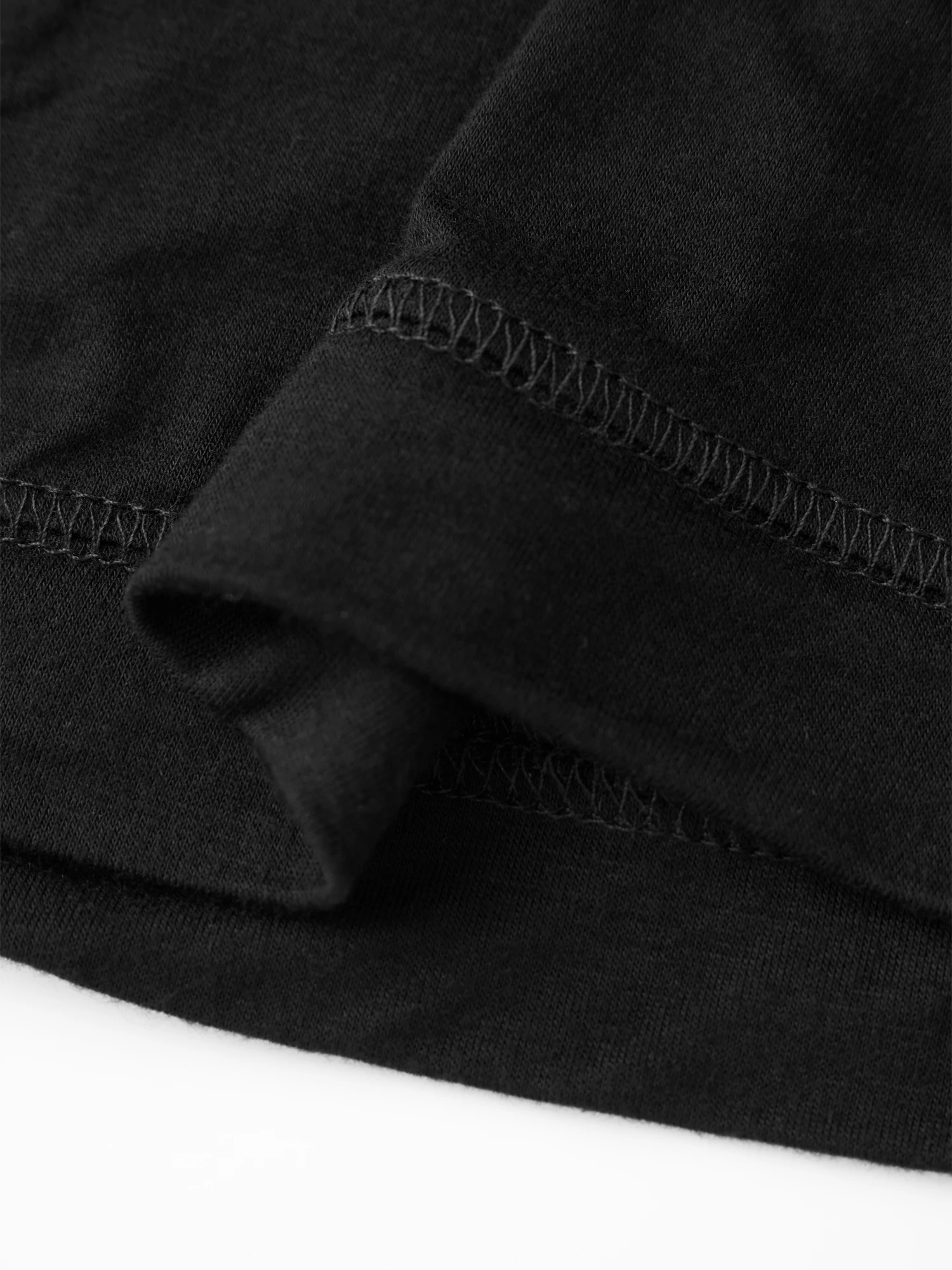 Stylish Women s  Fit Crop Top with Long Sleeve and Tie Front Detail Perfect for Summer Daily Wear and Events