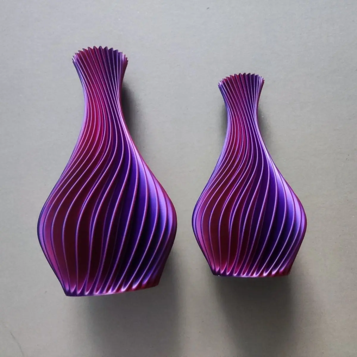 20cm 3D Printing Creative Vase Home Decoration Living Room or Office Table Decoration Light Luxury High-end Highly Customized 3