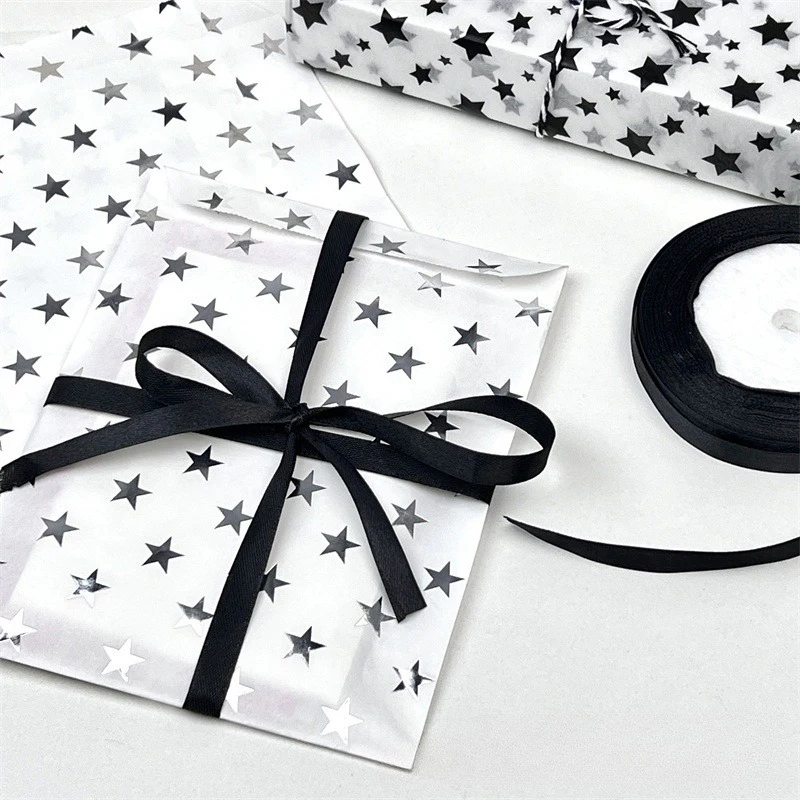 Organza Gift Bags Party Gift Bags 10Pcs Card Out Kraft Paper Packaging Bag Simple Silver High-End Star Hot Stamping Paper Bag Gift Packaging