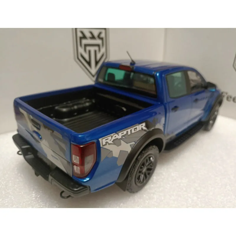 Feelslike 1/18 フォード F-150 Raptor ミニカー 1/18 Ford F-150 Raptor Pick Up 2022 Grey Resin by GT Spirit