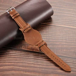 Elegant Genuine Leather Watch Straps with Retro Bund Pad in Black and Brown - 18mm (Brown)
