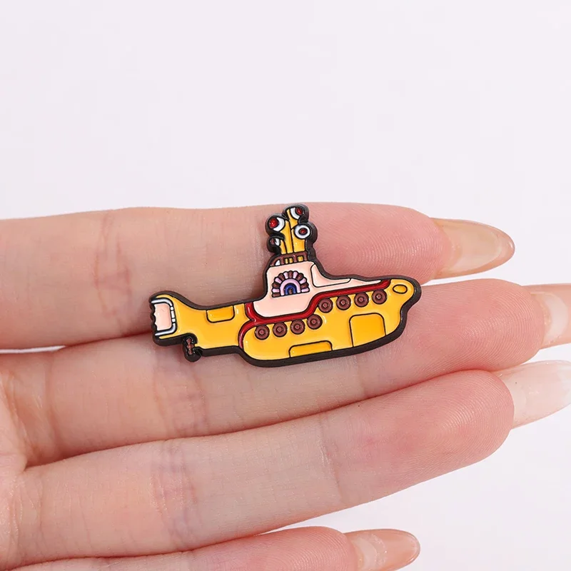 Custom Yellow Boat Steamer Enamel Pin - Unique Decorative Brooch for Clothing or Accessories Gift