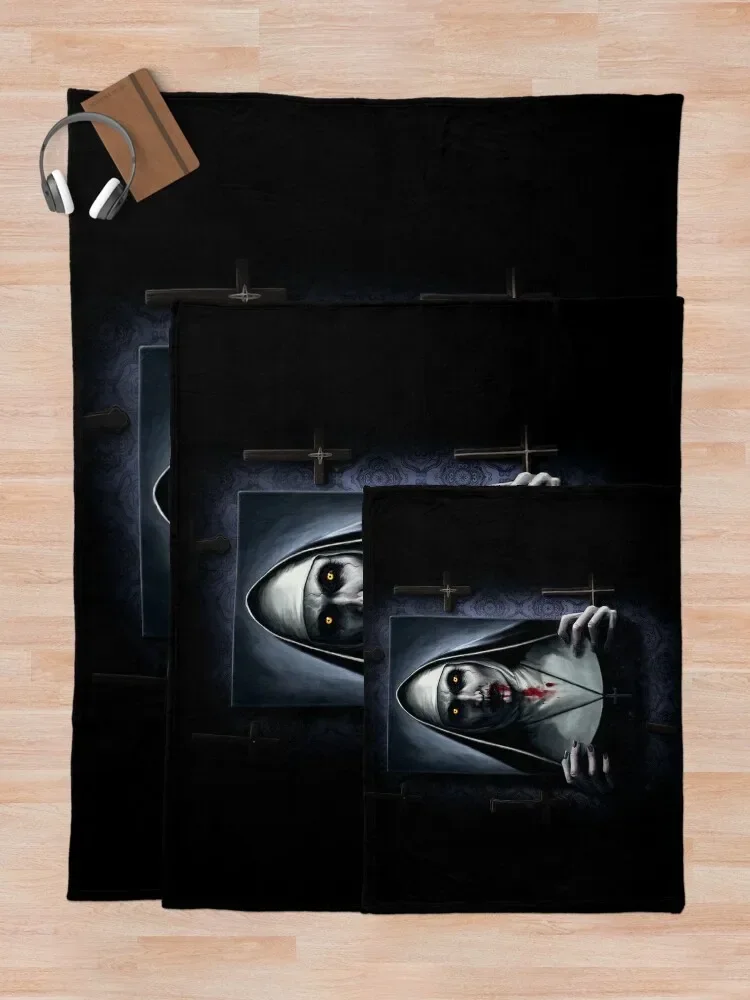 Valak ������ ������ ���, ǫ���ϰ� �ε巴�� ũ�� ���ſ�, �ε巯�� �÷��� ���� ���� ���