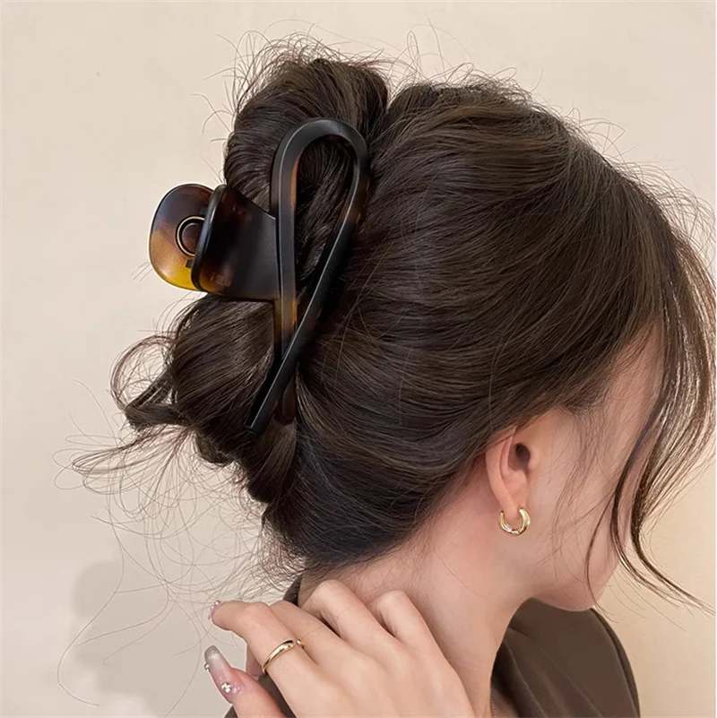 

Korean Girls Acrylic Cross Hair Claws Crab for Women Matte Leopard Shark Ponytail Barrettes Lady Hair Clips Accessories