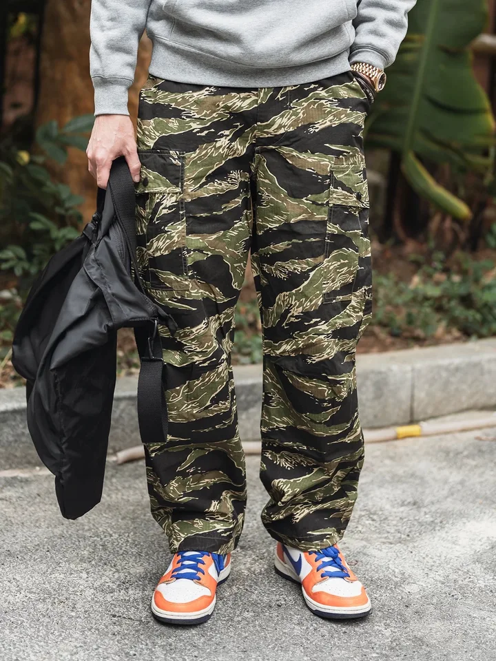 クリプトストップカモフラージュカーゴパンツ、タイガーストライプ