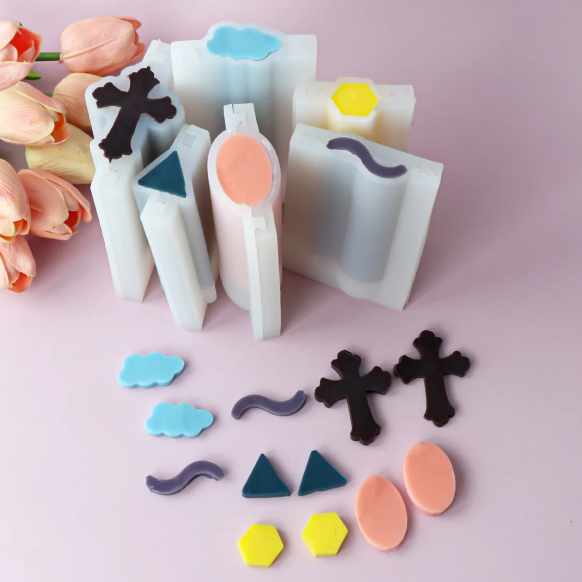 Silicone Mold Soap Molds Christmas Tree Soap Tube Silicone Mold Snowflake Gingerbread Man Snowman Bell Design Soap Making Mold DIY Resin Art Gift