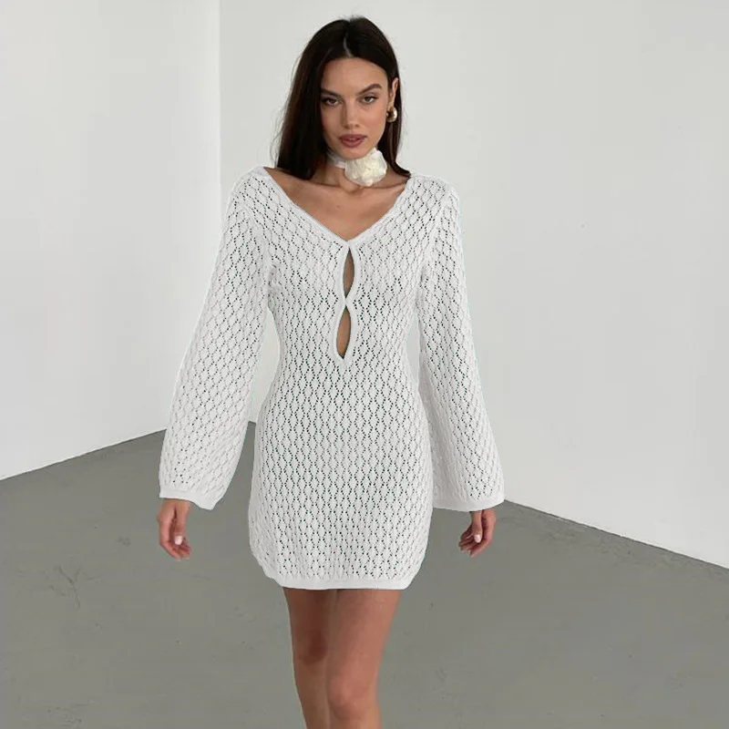 thumbnail image 1 of Vestidos largos de punto calados para mujer, verano 2024, vestido largo con escote en V y espalda descubierta para playa, ropa de playa para bikini, 1 of 5