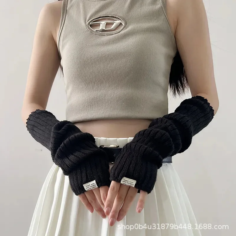 JK fabric hole digging hand sleeves for girls, sweet and cute autumn and winter , half cut sleeves, loli pure