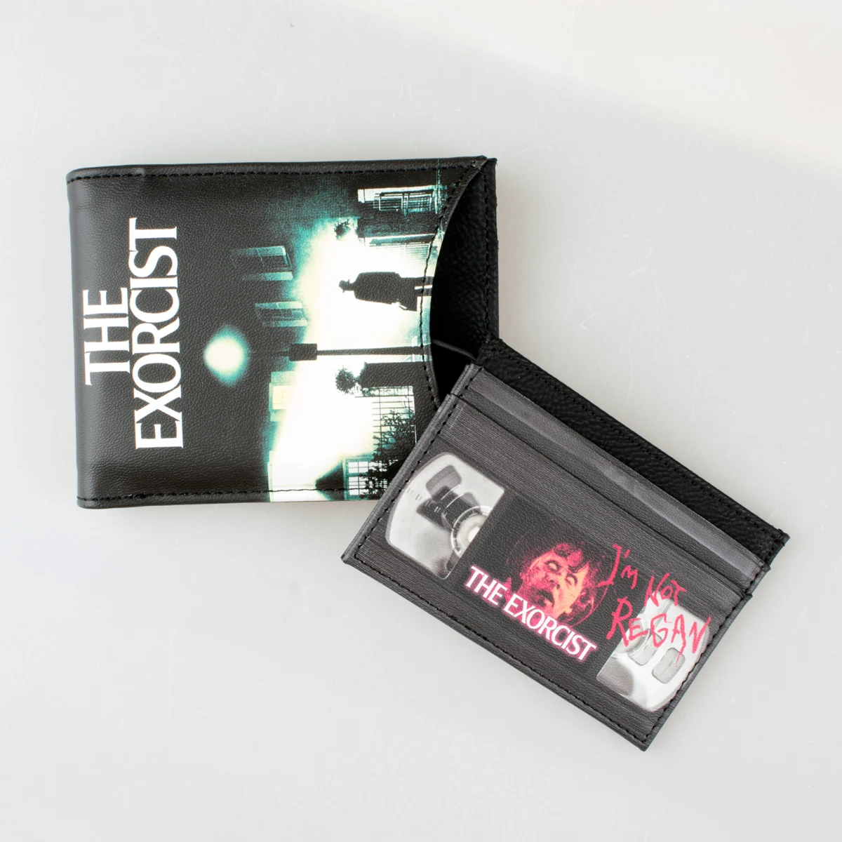 High quality Bi fold multifunctional wallet, stylish and personalized ID card holder with semi active card holder