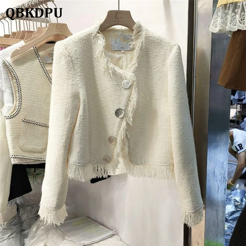 

2023 New Spring Autumn Korean White Fringe Cropped Tweed Jacket Women Elegant Round Neck Single Breasted Design Coat Veste Femme