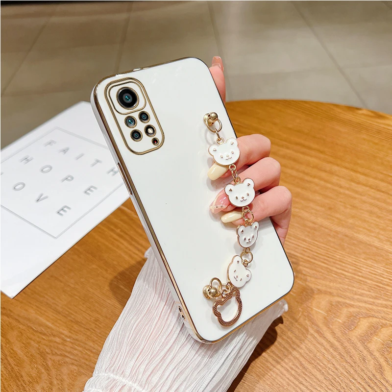 Coque de téléphone plaquée avec support de Bracelet ours, étui avec chaîne de poignet pour Xiaomi Note 11 8 12 10 Pro Max 8T 11s 7 Redmi 9 9A 9T 9C_voghion.com
