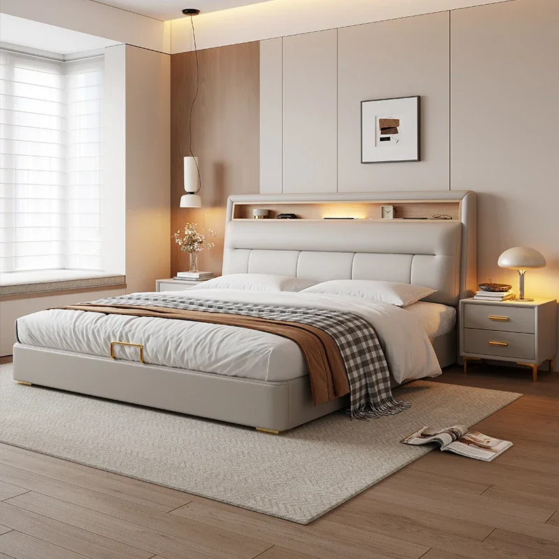 Lit double blanc de style nordique en cuir avec rangement, design pour chambre principale, accessoires de maison 1 Lit double blanc de style nordique en cuir avec rangement, design pour chambre principale, accessoires de maison 1