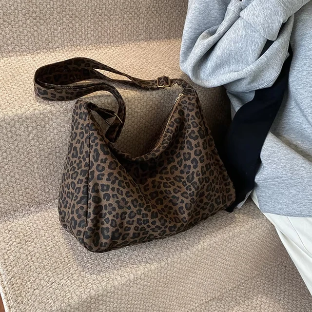 Trendy Casual Soft Textile Women's Shoulder Bag Large Capacity Leopard Print Female Retro Crossbody Bag For Commute Outings