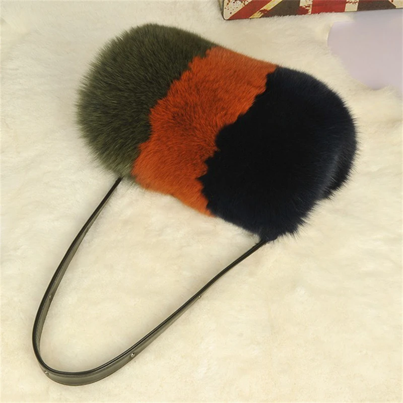 2023 Women's New Fur Shoulder Bag Natural Fox Fur Fashion Casual Bucket Bag Zipper Closed Tri-color Crossbody Fur Bag
