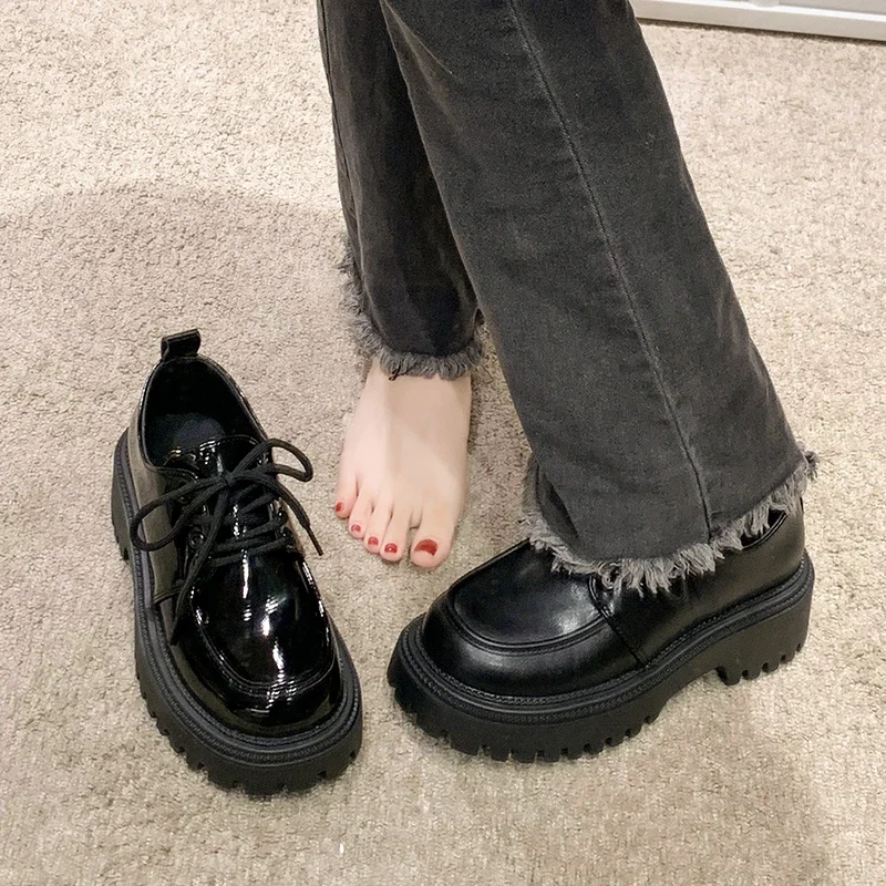 Women Oxford shoes Chunky platform Non-slip Lace-up Flats Thick bottom Patent leather Gothic shoes