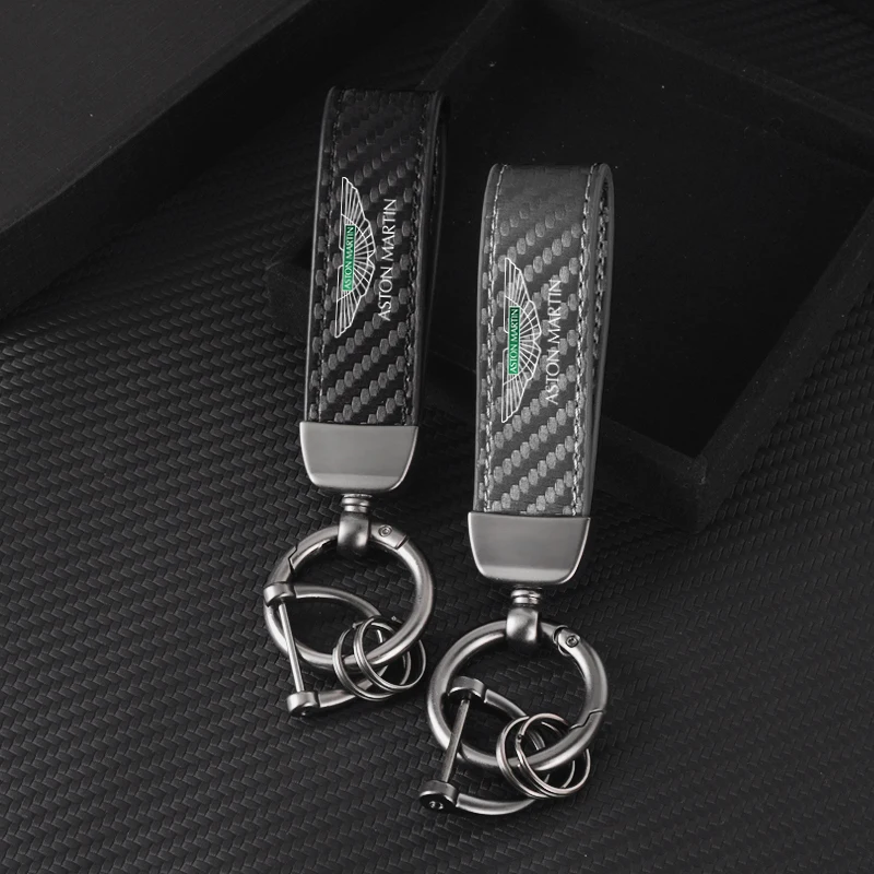 Aston Martin Carbon Fiber Look Sleutelhanger - Luxe uitstraling aan de sleutelbos