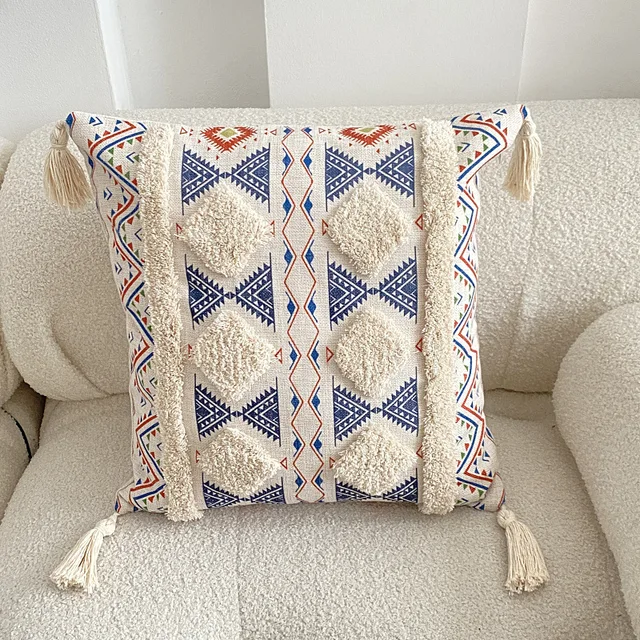 Foindtower Half Moon Accent Boho Tufted Decorative Throw Pillow Cover, Cozy  Bohemian Rainbow Design Cotton Canvas Cushion Cover | Tassels Pillow Case