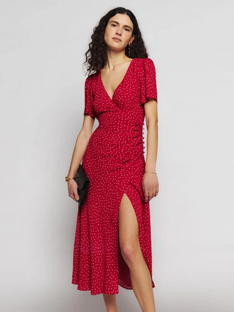 

Transformation Dress with Sweet and Spicy Style and French Tall and Slim Girl Travel V-neck Skirt