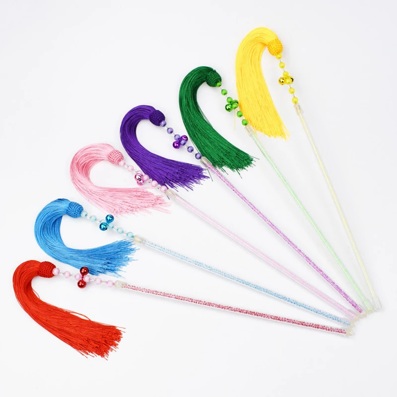 

1 ~ 50 шт. цветная нитка с кисточкой, забавная игрушка-трость, забавный плюшевый шар, колокольчик, яркие игрушки, искусственная Интерактивная палочка