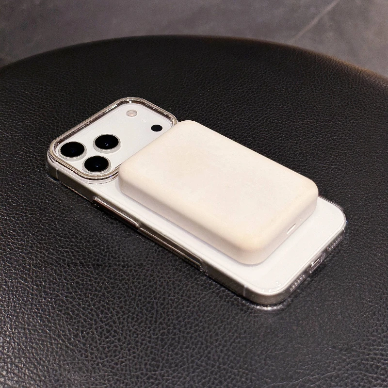 Clear Magnetic Shockproof Phone Case with Magsafe