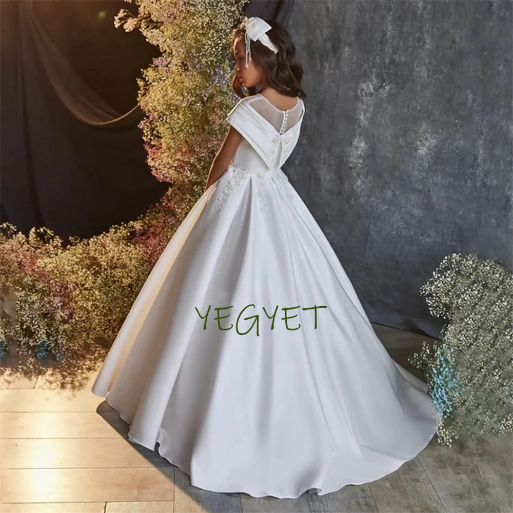 

Elegant White Satin Appliques Flower Girl Dresses For Wedding Party 2023 Princess A-Line Scoop Neck Kids First Communion Gowns