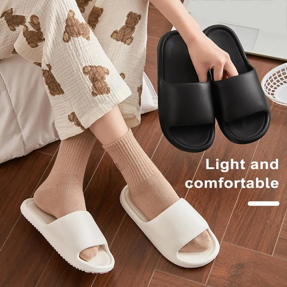 

Lightweight Slippers Comfortable Women's Platform Slippers with Non-slip Soles for Indoor Outdoor Use Soft Thick Wear-resistant