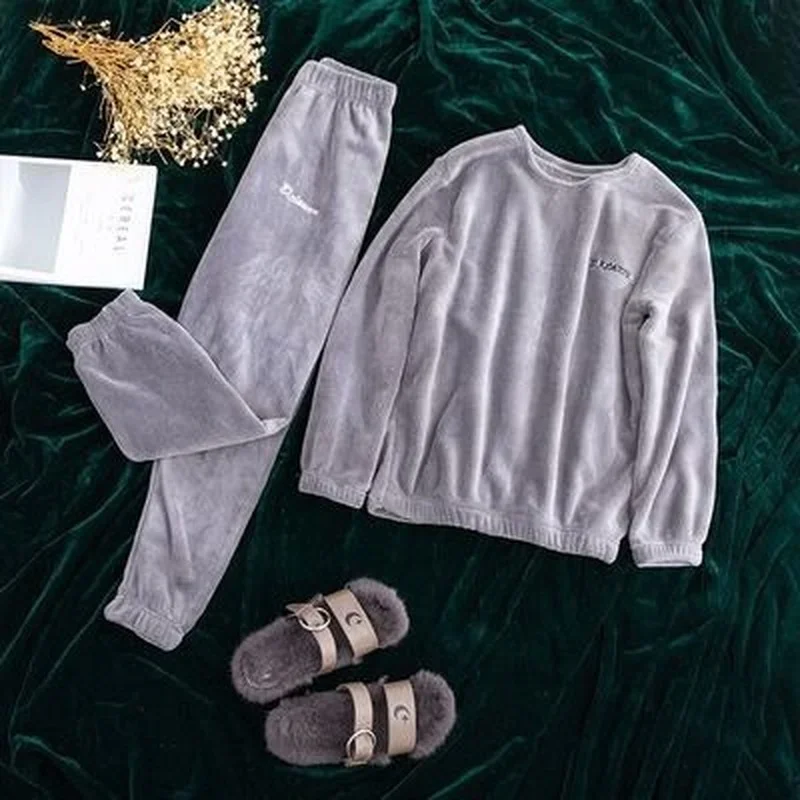 Women's Winter Pajamas Set Coral Fleece Home Set Thick Keep Warm Loose Korean Soft Men's and Women's Pajamas Set