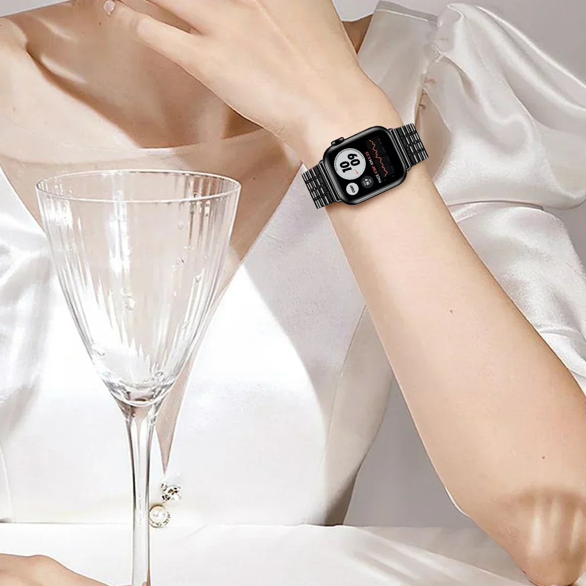 Premium Stainless Steel Smartwatch Band - Elegant Metal Strap Bracelet