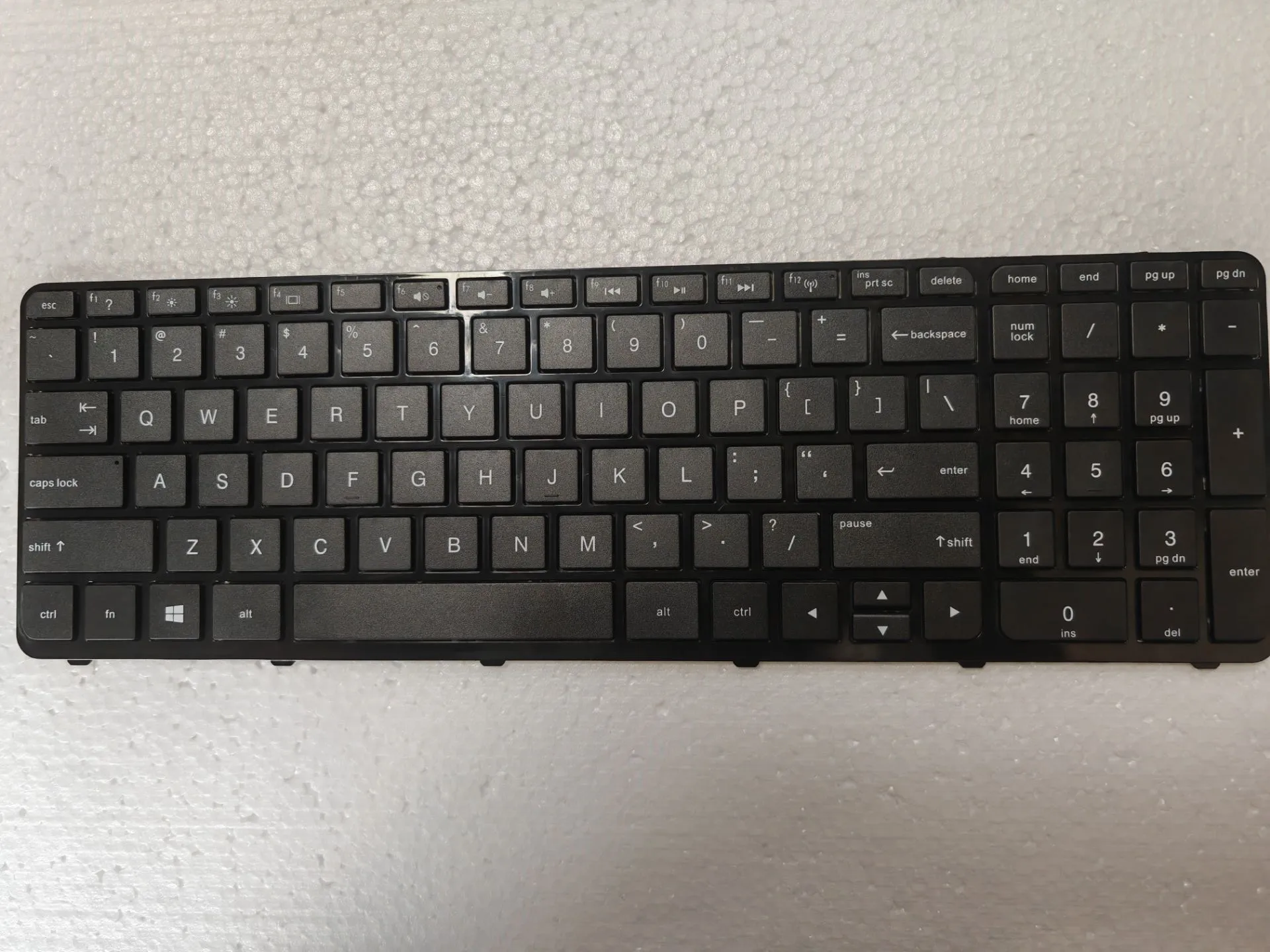 Клавиатура US для HP 17-E 17-E110 17-E128 17-E000 17-E100 17-N N000 с рамкой
