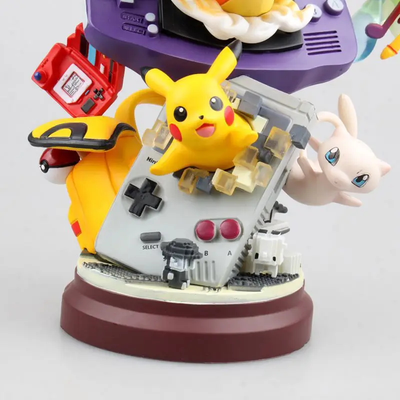 Figurine Pokemon Pikachu Mew Charizard 