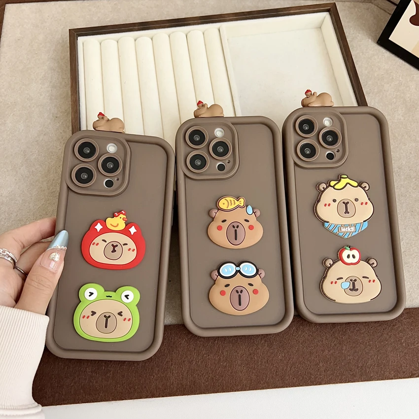 Capibala Multistep Phone Case with Head Doll Accessory