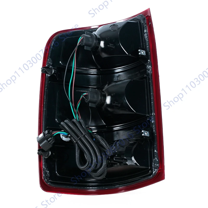 مصباح خلفي سييرا 1500/2500/3500، 2007-2013