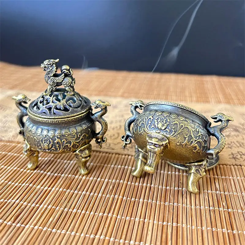 Antique Brass Three Legs Dragon Head Incense Burner Mini Ornament Chinese Ancient Beast Censer Cover Solid Copper Tea Desk Decor